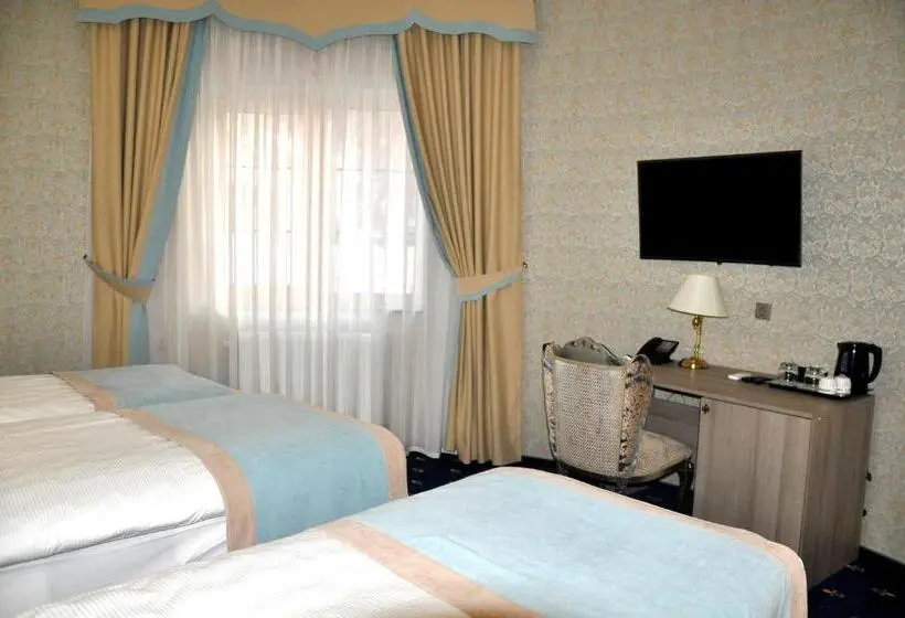 Classic Kolmen Hengen Huone, Resort&spa Kamelot