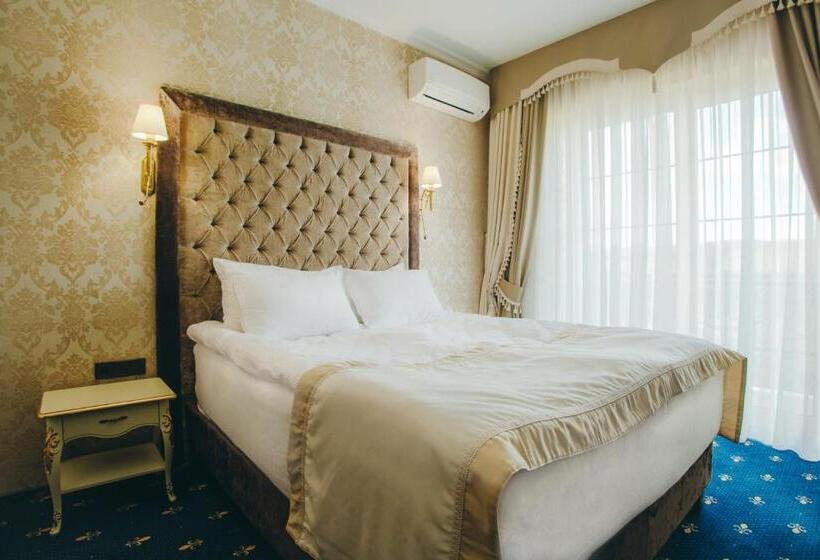 Люкс, Resort&spa Kamelot