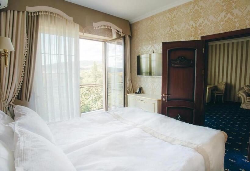 جناح, Resort&spa Kamelot