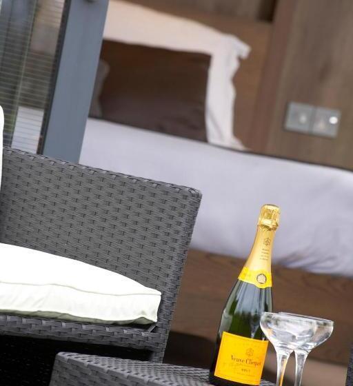 جناح مزود بجاكوزى, The Kilnwick Percy Resort And Golf Club