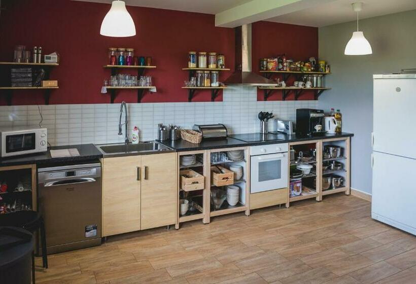 חדר סטנדרט לארבעה, Centru De Recreere Kentaur