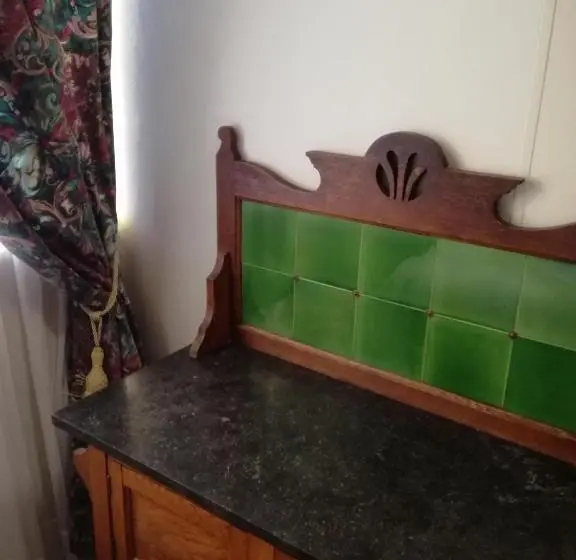 ファミリールーム, Dekat Self Catering