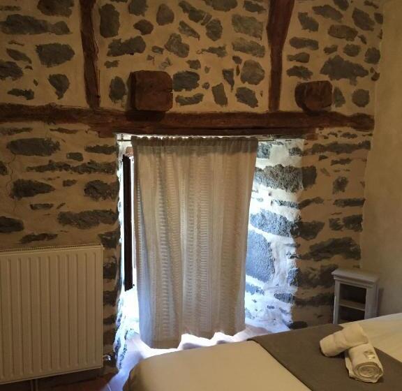 트리플 클래식 룸, Auberge Les Fontilles