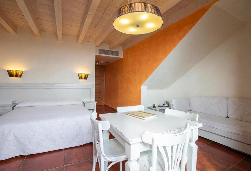 Семейный Номер, Cavril Agriturismo