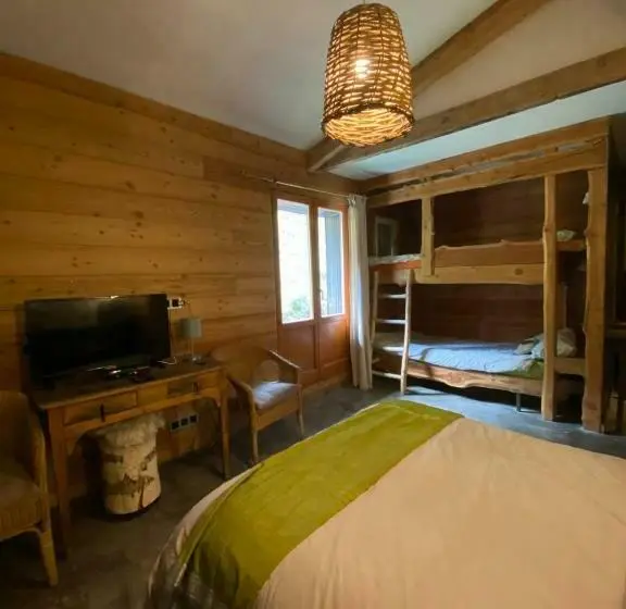 スタンダード4人部屋, Hôtel Green Ecolodge