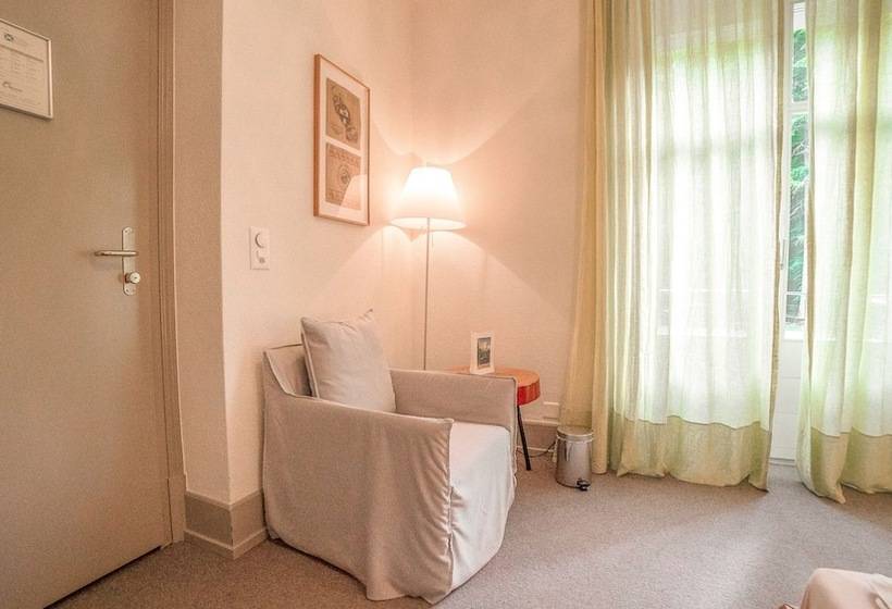 חדר סטנדרט נוף להרים, & Spa Blausee