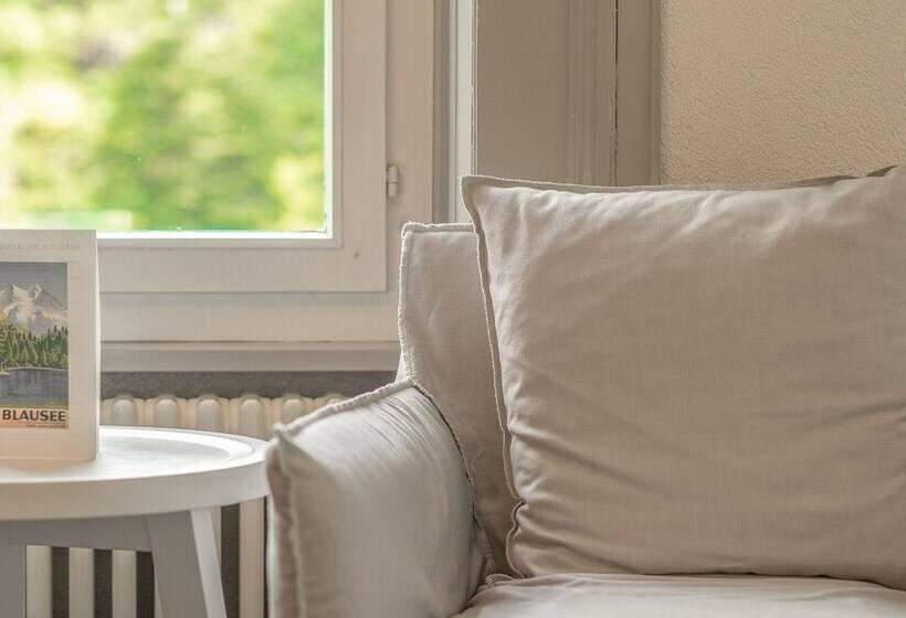 חדר סטנדרט נוף להרים, & Spa Blausee