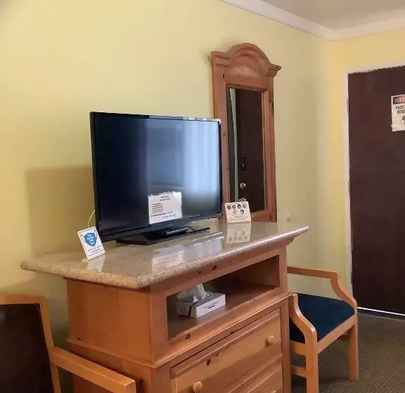 ２ダブルベッドのスタンダードルーム, Independence Courthouse Motel