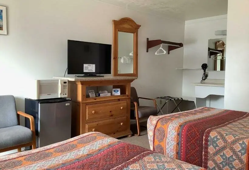 ２ダブルベッドのスタンダードルーム, Independence Courthouse Motel