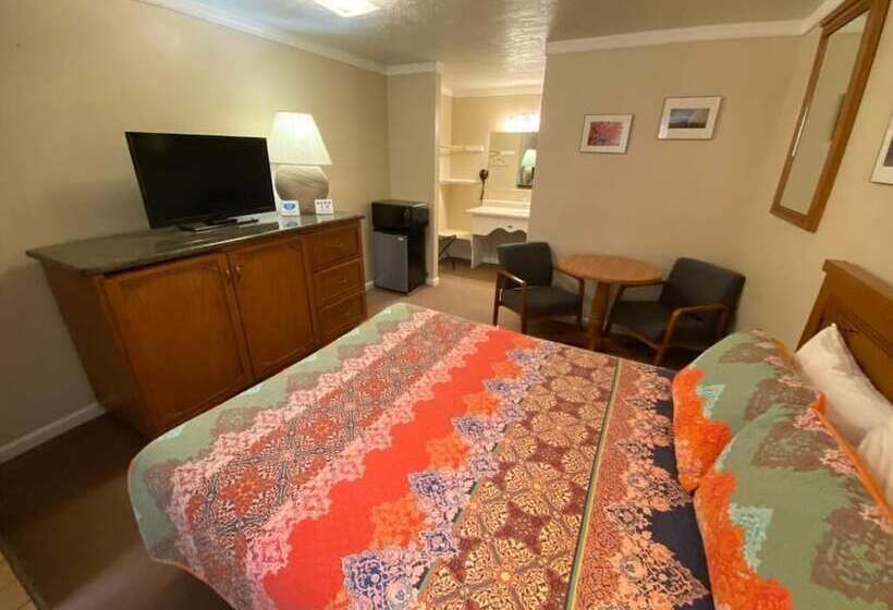 디럭스 룸, Independence Courthouse Motel