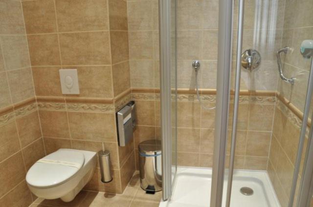 Номер бизнес-класса, Nimród Bioszálloda és Bioétterem