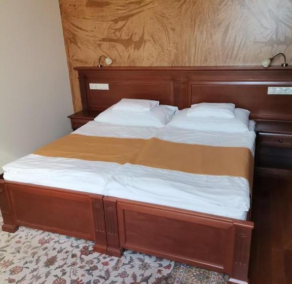 Люкс 2 Спальни, Nimród Bioszálloda és Bioétterem