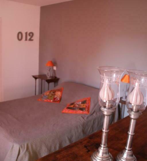 غرفة قياسية ثلاثية, Bed & Breakfast   Maison De Marie