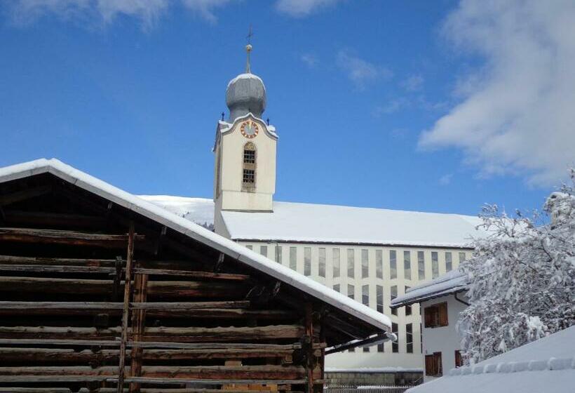 غرفة قياسية فردية حمام مشترك, Gasthof Surselva