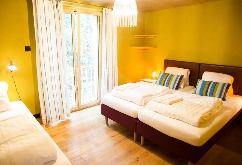 标准三人间, Nangijala Guest House