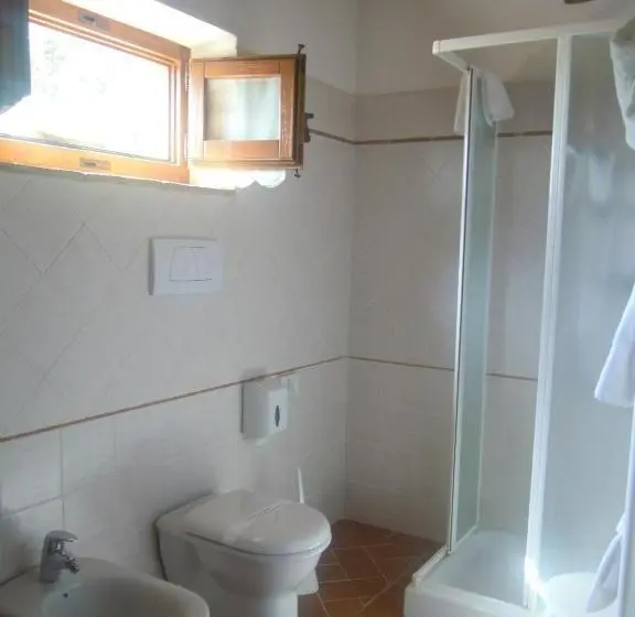 Standard Kolmen Hengen Huone, Piccolo Hotel San Valentino