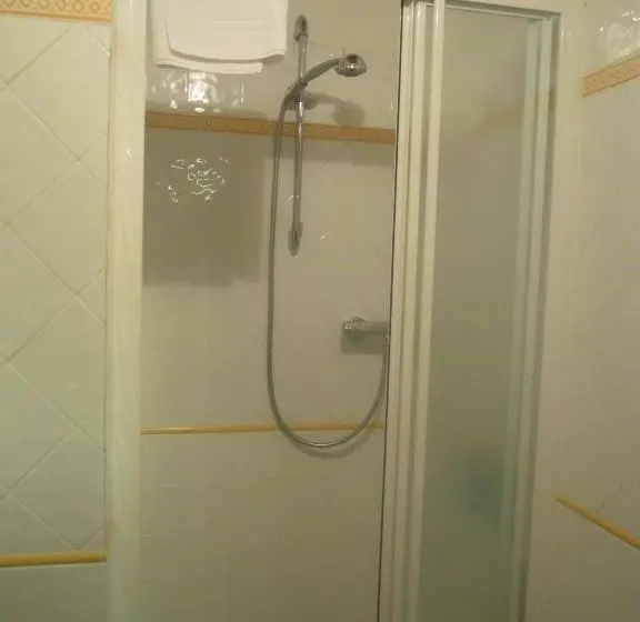 Standard Yhden Hengen Huone, Piccolo Hotel San Valentino