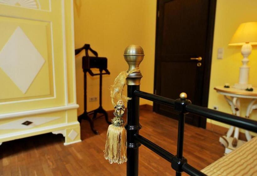 스탠다드 룸, Schlosshotel Bredenfelde