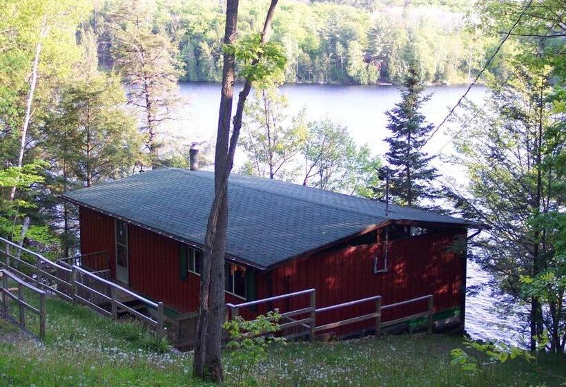 Дом 3 Спальни, Sunny Point Resort Ltd