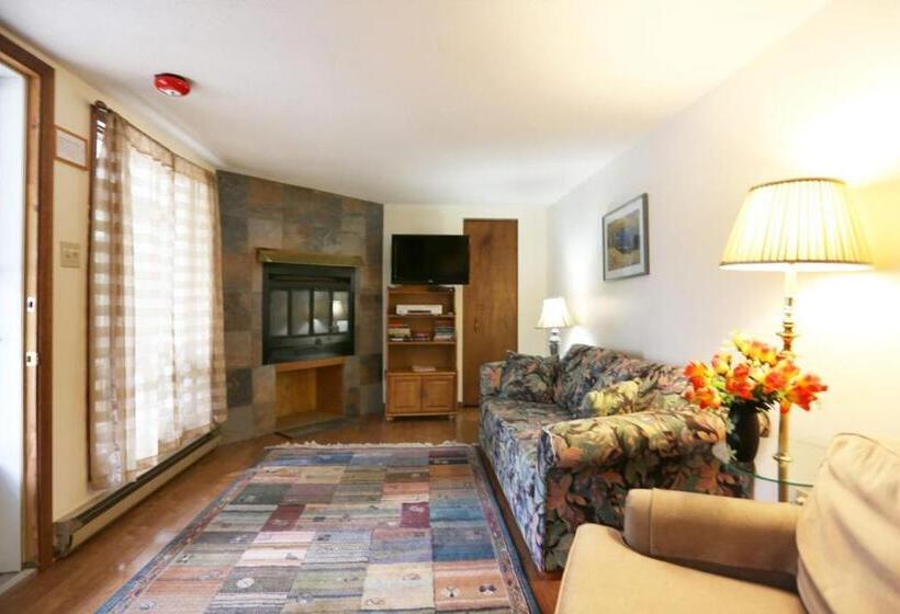 Suite with lake view, Sunny Point Resort Ltd