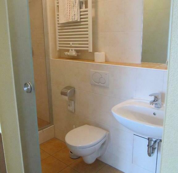 Quarto standard, Gasthaus Zum Güldenen Rößlein