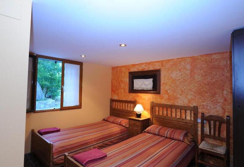 غرفة قياسية, El Balcó De Dorres