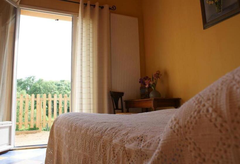 정원 전망 4인용 스탠다드 룸, Maison D'hotes Du Vert Vallon