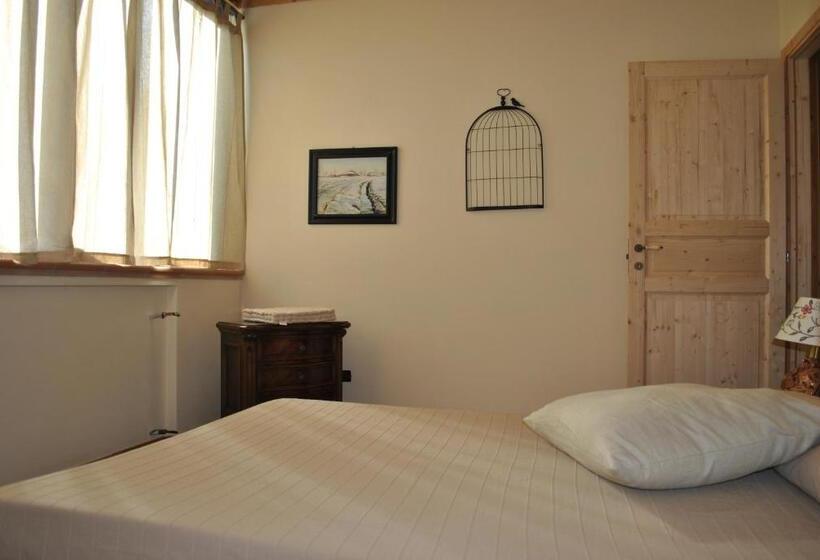 חדר סטנדרט עם מיטת קינג, Agriturismo Petrarosa