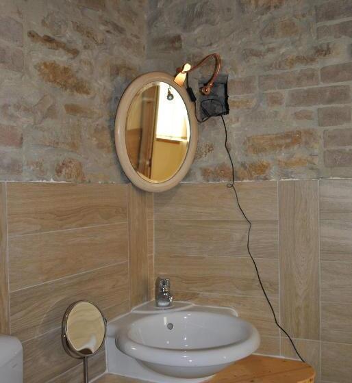 חדר סטנדרט עם מיטת קינג, Agriturismo Petrarosa