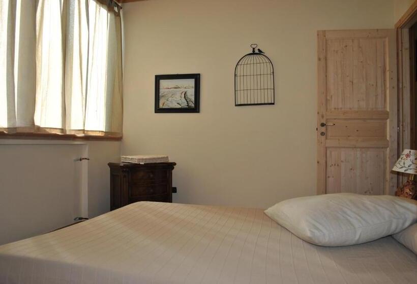 חדר סטנדרט עם מיטת קינג, Agriturismo Petrarosa