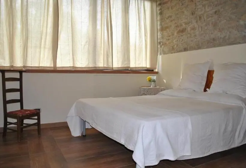エコノミールーム, Agriturismo Petrarosa
