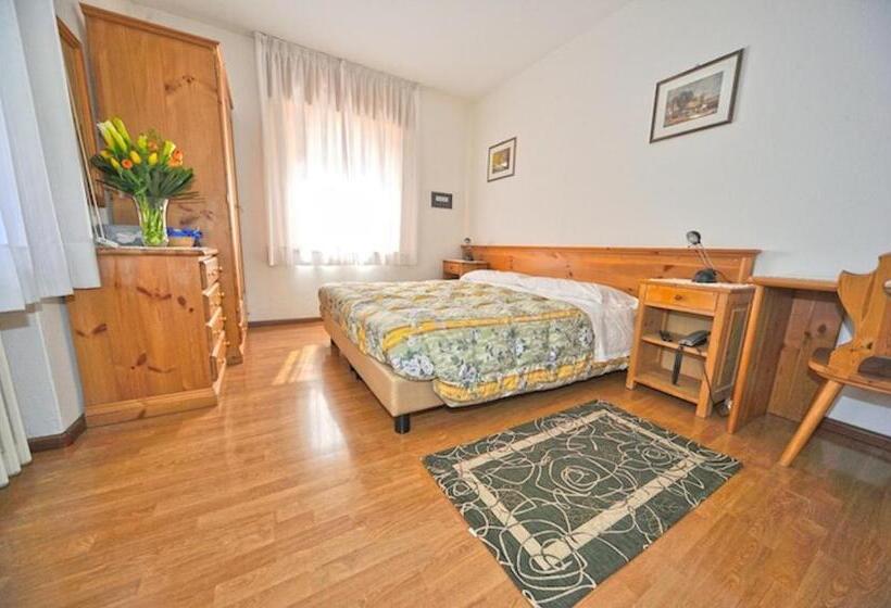 スタンダードルーム, Albergo Ristorante Alle Codole