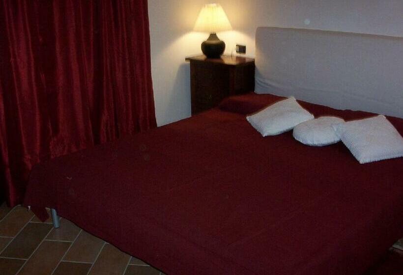 Quarto Estandar, Il Portico