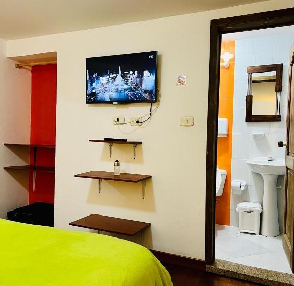 סוויטה, San Gabriel