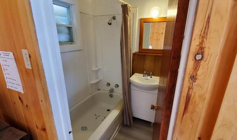 スタンダードルーム, Motel Le Fleuron