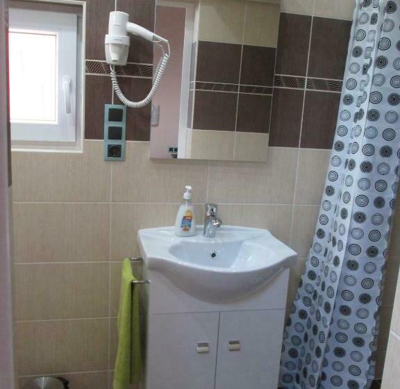 غرفة قياسية, Erika Vendégház