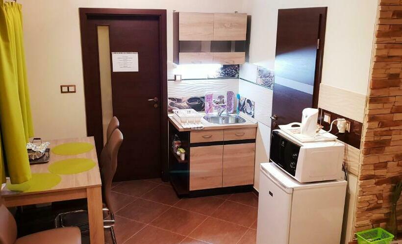 شقة غرفة نوم واحدة بالطابق الأرضى, Erika Vendégház