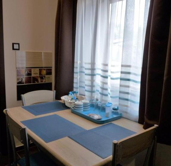 شقة غرفة نوم واحدة بالطابق الأرضى, Erika Vendégház