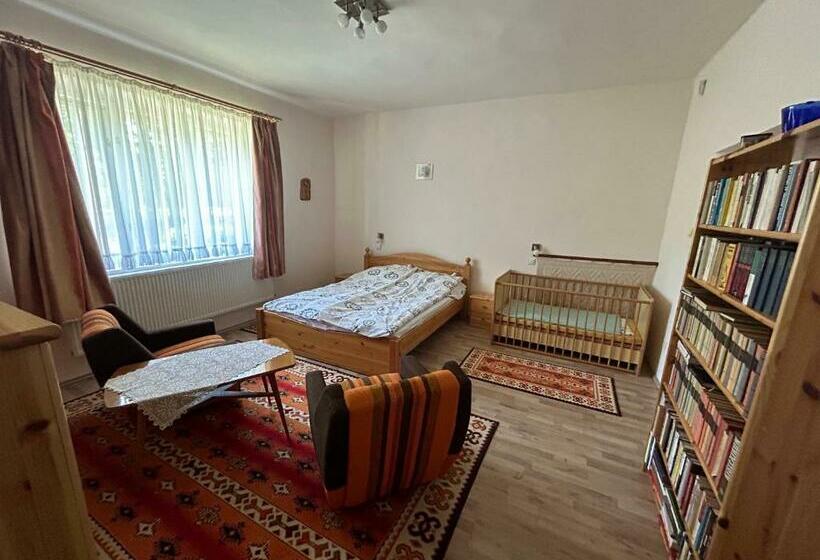 דירת שלושה חדרים, örömvölgy Vendégház