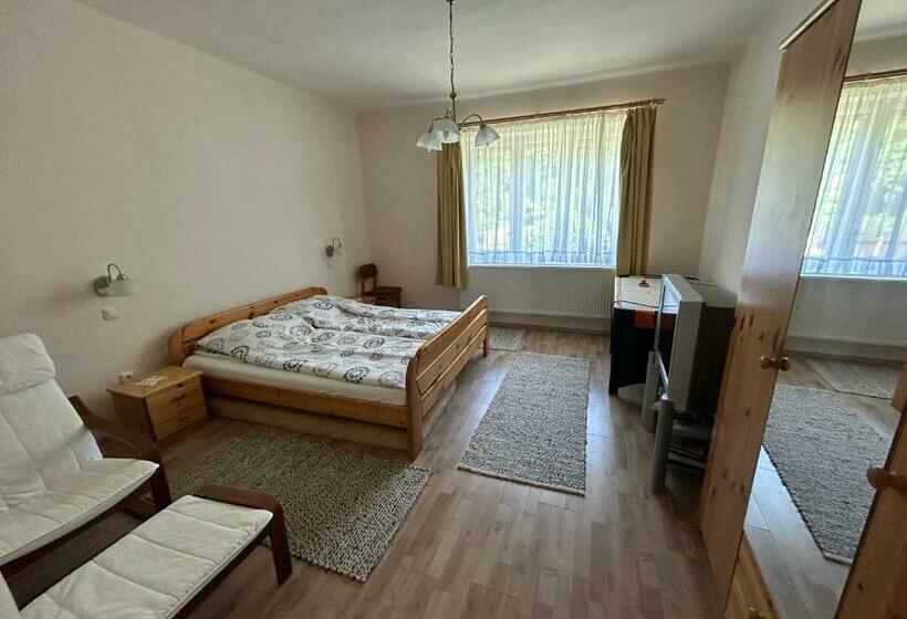 דירת שלושה חדרים, örömvölgy Vendégház