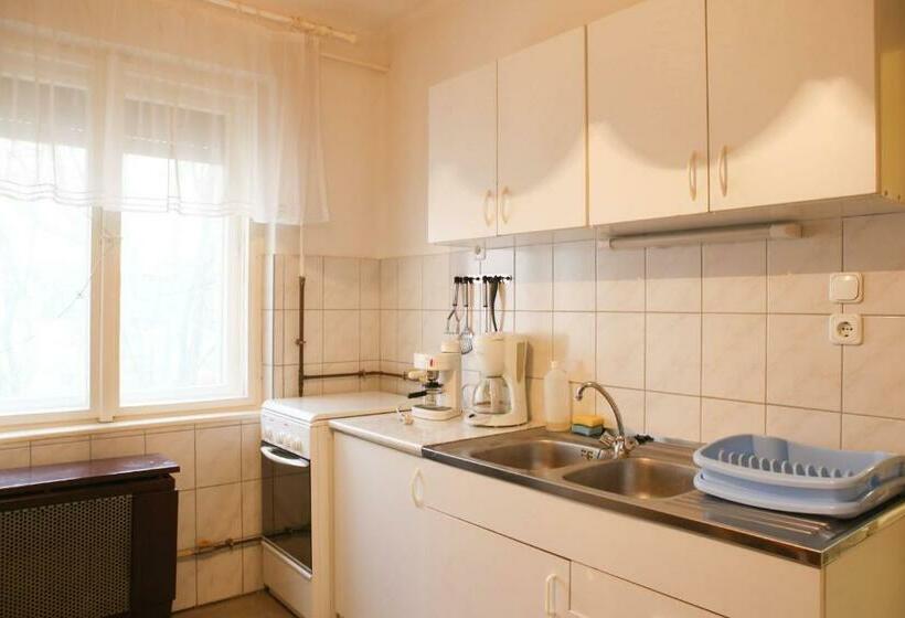 شقة غرفتين, Tömörkény Vendégház