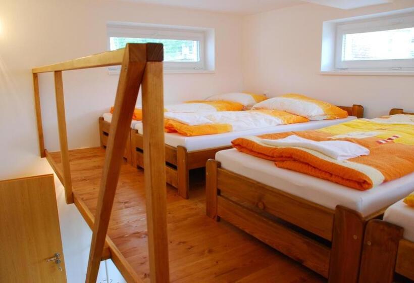 스탠다드 룸, Vinařství Novotný