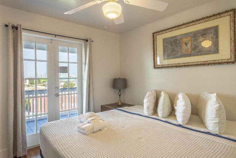 جناح, St George Inn