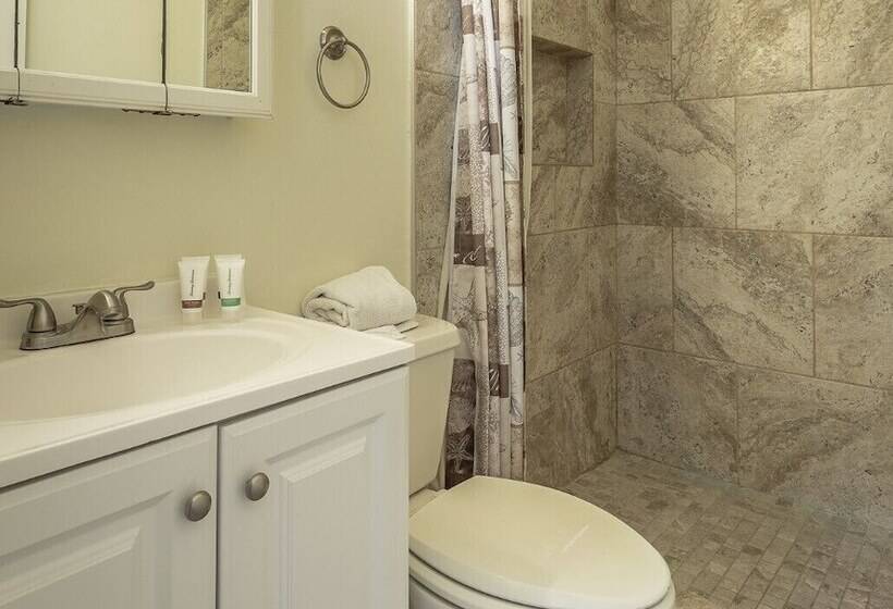 جناح, St George Inn