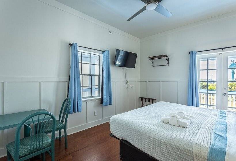 غرفة قياسية, St George Inn