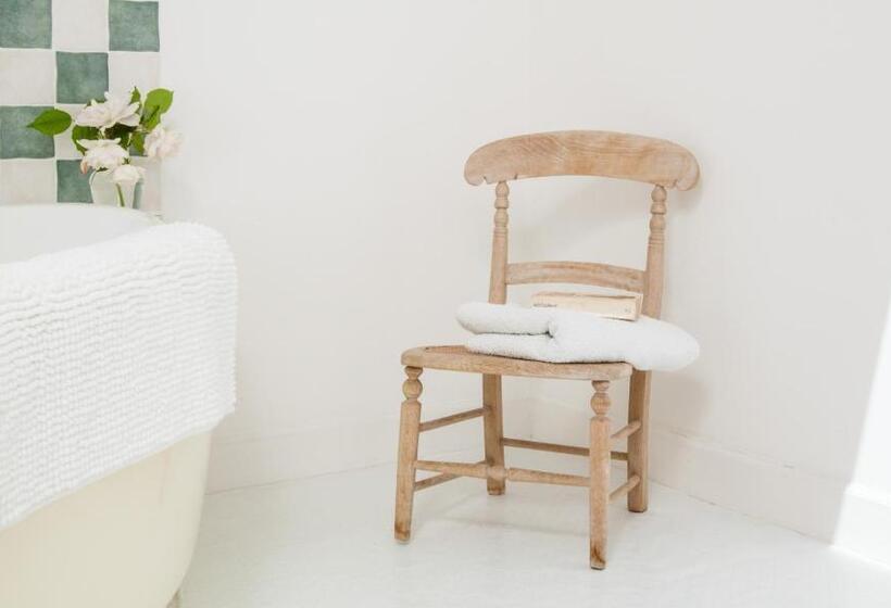 غرفة ديلوكس, Logis Du Paradis