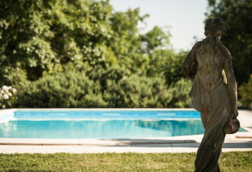 منزل غرفتين نوم, Logis Du Paradis