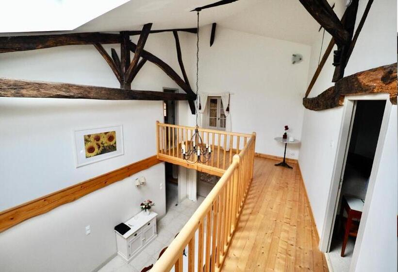 Дом 3 Спальни, Logis Du Paradis