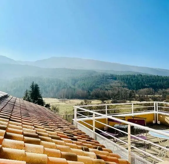 スタンダードルーム, Auberge De Barret Sur Meouge
