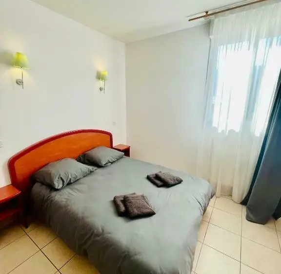 スタンダードルーム, Auberge De Barret Sur Meouge